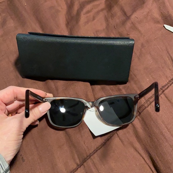 Tortoise Shell Sunglasses by Prive’ Revaux Brand. - Picture 4 of 10